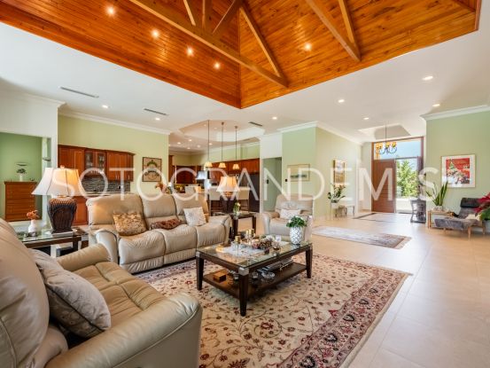 For sale villa in Zona G with 4 bedrooms | Noll Sotogrande