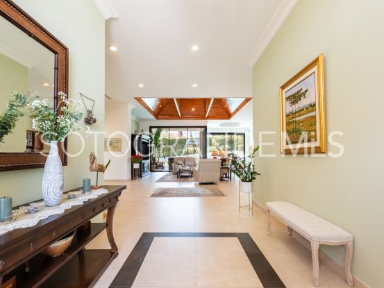 For sale villa in Zona G with 4 bedrooms | Noll Sotogrande