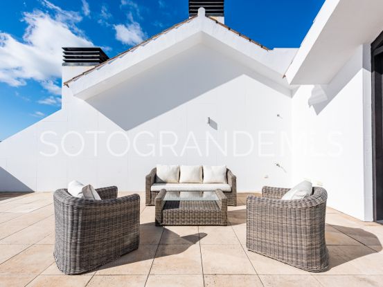 Duplex penthouse for sale in Hacienda de Valderrama | Noll Sotogrande