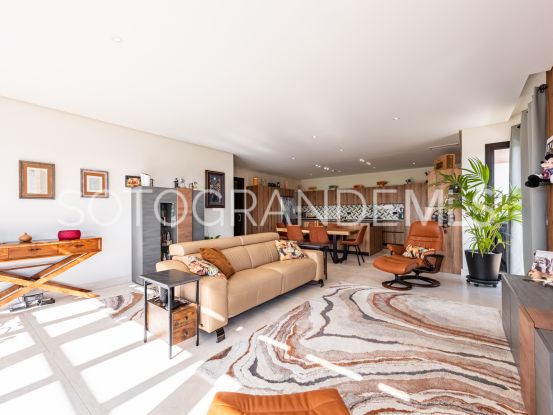Duplex penthouse for sale in Hacienda de Valderrama | Noll Sotogrande
