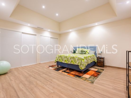 Duplex penthouse for sale in Hacienda de Valderrama | Noll Sotogrande