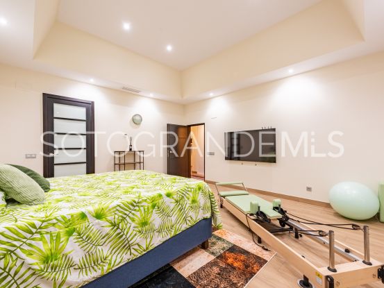Duplex penthouse for sale in Hacienda de Valderrama | Noll Sotogrande