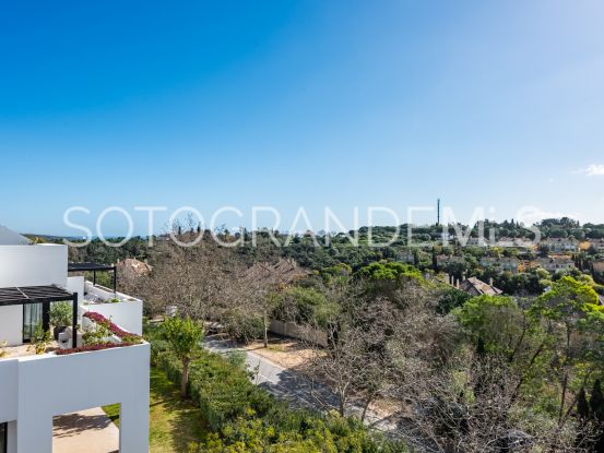 Duplex penthouse for sale in Hacienda de Valderrama | Noll Sotogrande