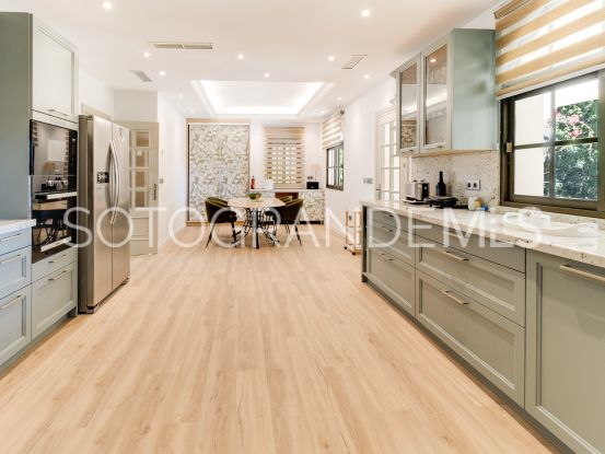 Comprar villa de 6 dormitorios en Zona D | Noll Sotogrande