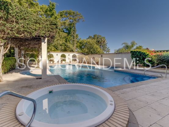 Comprar villa de 6 dormitorios en Zona D | Noll Sotogrande