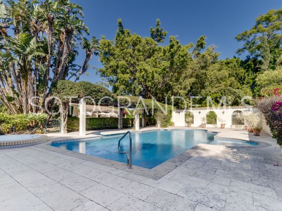 Comprar villa de 6 dormitorios en Zona D | Noll Sotogrande