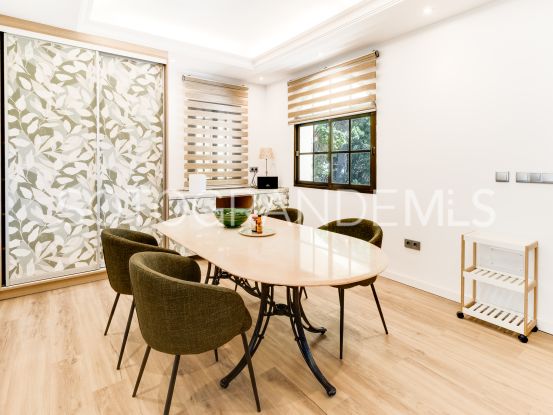 Comprar villa de 6 dormitorios en Zona D | Noll Sotogrande