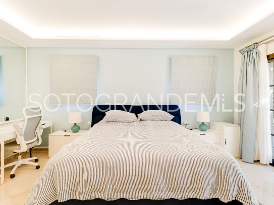 Comprar villa de 6 dormitorios en Zona D | Noll Sotogrande