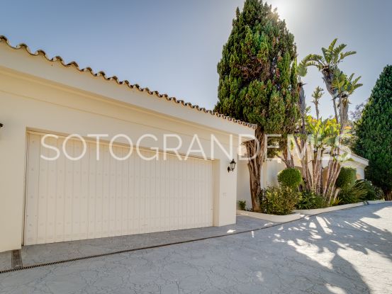 Comprar villa de 6 dormitorios en Zona D | Noll Sotogrande