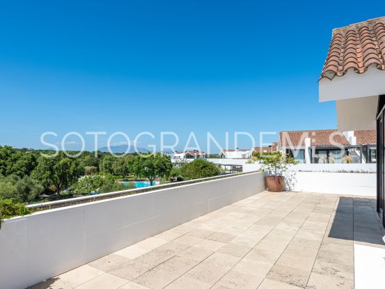 Hacienda de Valderrama 2 bedrooms duplex penthouse for sale | Noll Sotogrande
