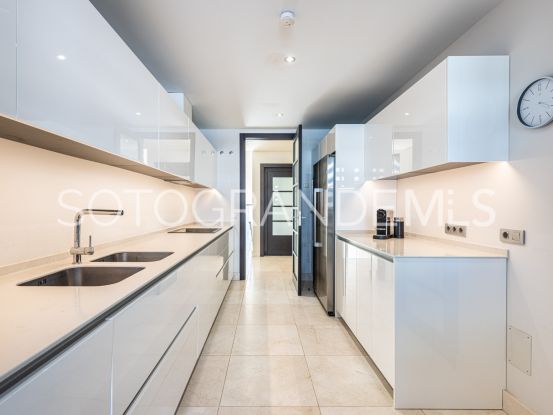 Hacienda de Valderrama 2 bedrooms duplex penthouse for sale | Noll Sotogrande