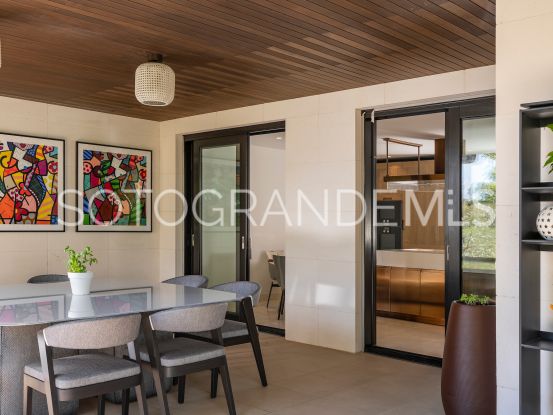 Atico duplex en venta en Hacienda de Valderrama con 4 dormitorios | Noll Sotogrande