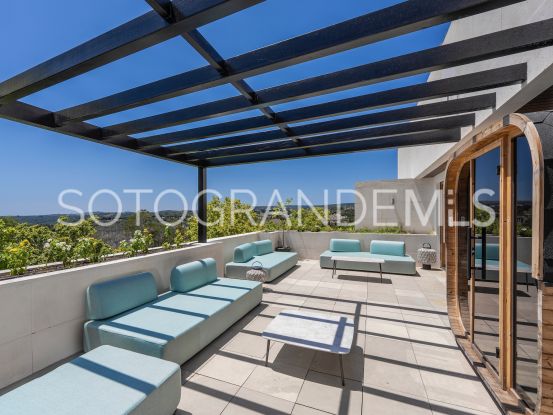 Atico duplex en venta en Hacienda de Valderrama con 4 dormitorios | Noll Sotogrande