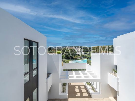 Atico duplex en venta en Hacienda de Valderrama con 4 dormitorios | Noll Sotogrande