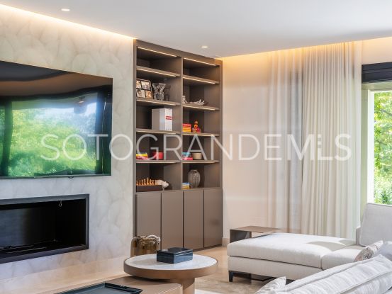 Atico duplex en venta en Hacienda de Valderrama con 4 dormitorios | Noll Sotogrande