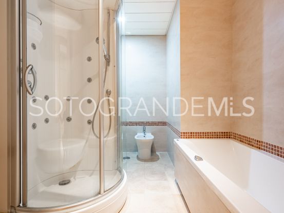 Ribera del Marlin, Marina de Sotogrande, apartamento planta baja con 3 dormitorios | Noll Sotogrande
