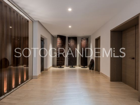 Se vende villa en Zona L con 5 dormitorios | Noll Sotogrande