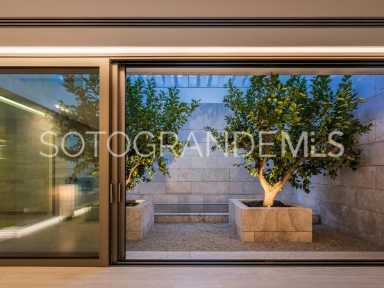 Se vende villa en Zona L con 5 dormitorios | Noll Sotogrande