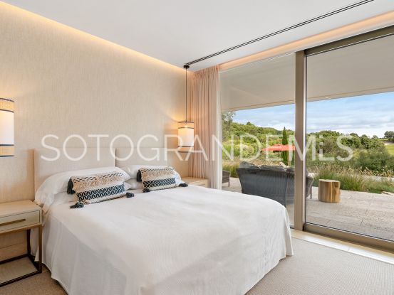 Se vende villa en Zona L con 5 dormitorios | Noll Sotogrande