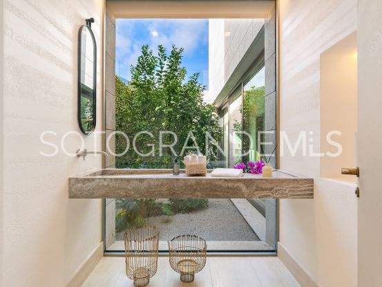 Se vende villa en Zona L con 5 dormitorios | Noll Sotogrande