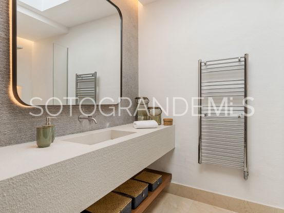 Se vende villa en Zona L con 5 dormitorios | Noll Sotogrande