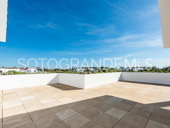 Duplex penthouse for sale in Hacienda de Valderrama with 4 bedrooms | Noll Sotogrande