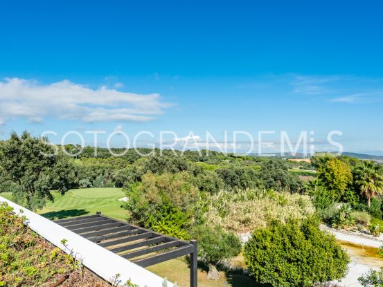 Duplex penthouse for sale in Hacienda de Valderrama with 4 bedrooms | Noll Sotogrande
