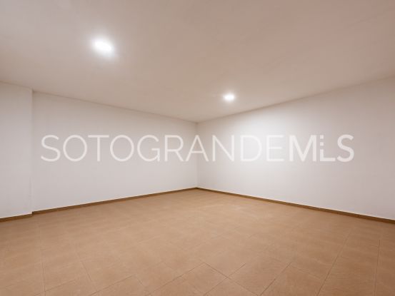 Duplex penthouse for sale in Hacienda de Valderrama with 4 bedrooms | Noll Sotogrande