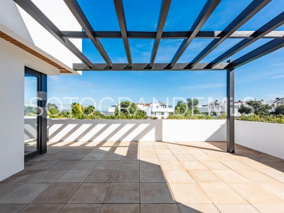 Duplex penthouse for sale in Hacienda de Valderrama with 4 bedrooms | Noll Sotogrande