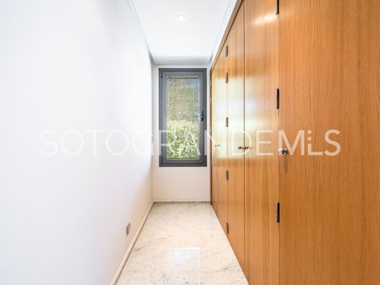 Buy Los Altos de Valderrama 5 bedrooms villa | Noll Sotogrande