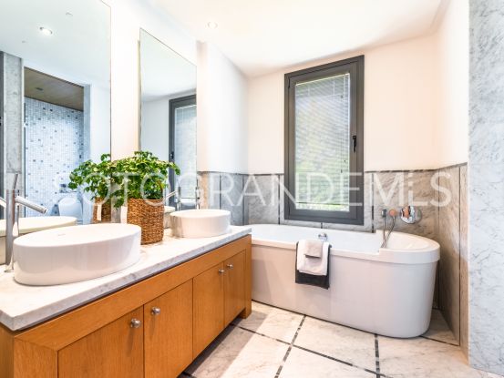 Buy Los Altos de Valderrama 5 bedrooms villa | Noll Sotogrande