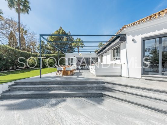 Se vende villa en Reyes y Reinas con 6 dormitorios | Noll Sotogrande