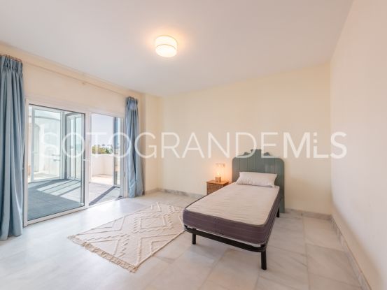 For sale duplex penthouse in El Polo de Sotogrande with 4 bedrooms | Noll Sotogrande