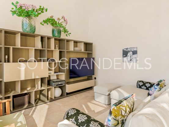 Villa en venta en Zona G de 6 dormitorios | Noll Sotogrande