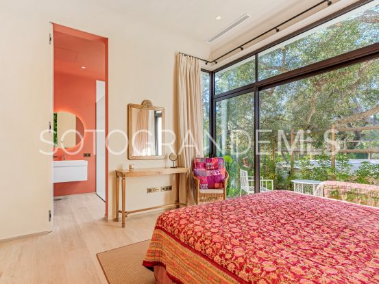 Villa en venta en Zona G de 6 dormitorios | Noll Sotogrande