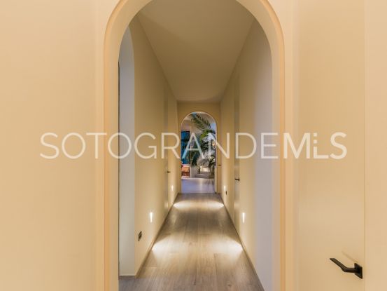 Villa en venta en Zona G de 6 dormitorios | Noll Sotogrande