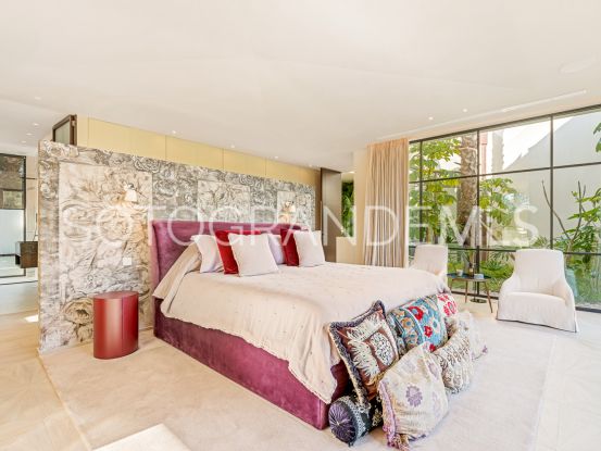 Villa en venta en Zona G de 6 dormitorios | Noll Sotogrande