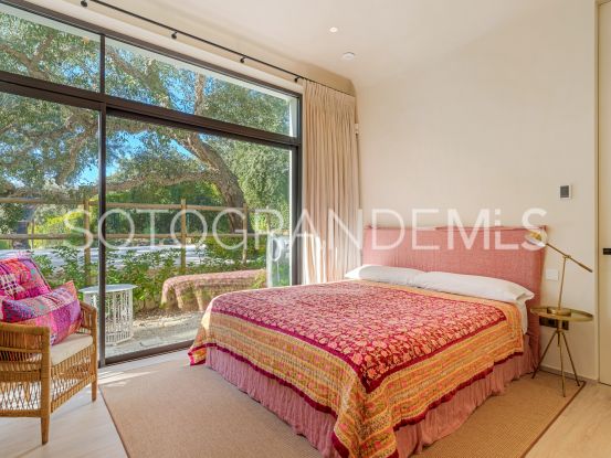 Villa en venta en Zona G de 6 dormitorios | Noll Sotogrande