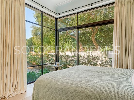 Villa en venta en Zona G de 6 dormitorios | Noll Sotogrande
