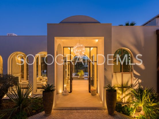 Villa en venta en Zona G de 6 dormitorios | Noll Sotogrande