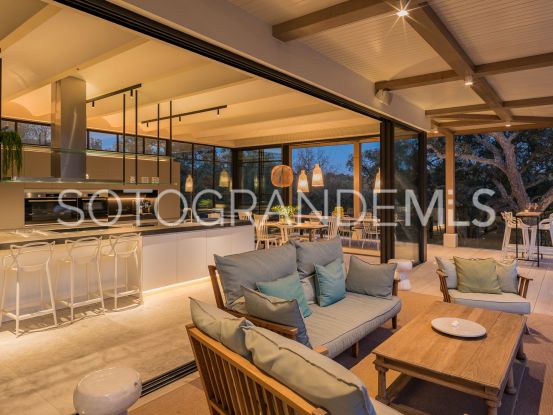 Villa en venta en Zona G de 6 dormitorios | Noll Sotogrande