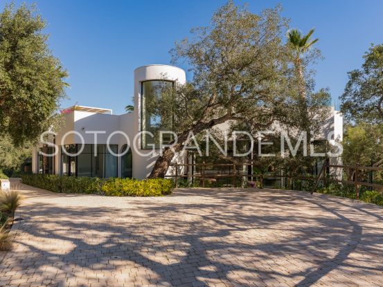 Villa en venta en Zona G de 6 dormitorios | Noll Sotogrande