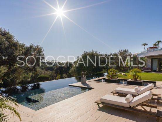 Villa en venta en Zona G de 6 dormitorios | Noll Sotogrande