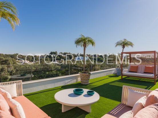 Villa en venta en Zona G de 6 dormitorios | Noll Sotogrande