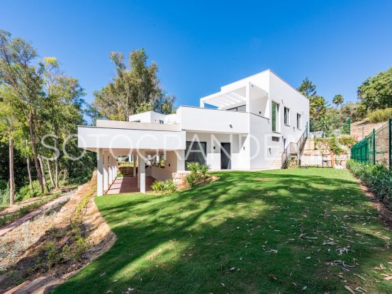 Zona F 5 bedrooms villa for sale | Noll Sotogrande