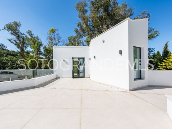 Zona F 5 bedrooms villa for sale | Noll Sotogrande