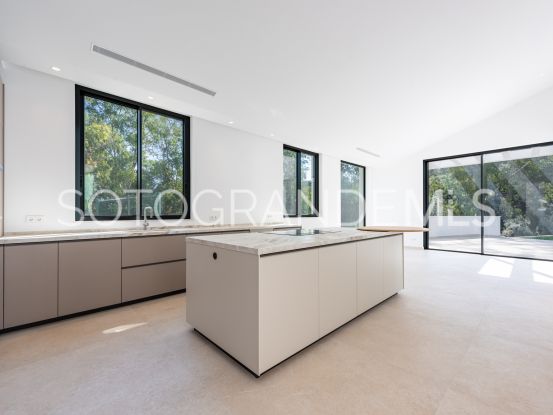 Zona F 5 bedrooms villa for sale | Noll Sotogrande