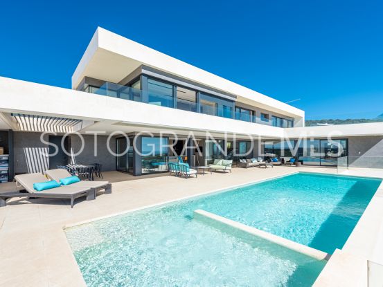 Villa for sale in Zona M with 5 bedrooms | Noll Sotogrande
