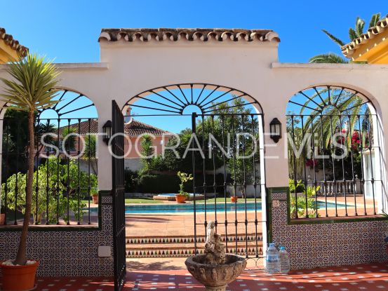 Villa in Zona B with 3 bedrooms | Noll Sotogrande