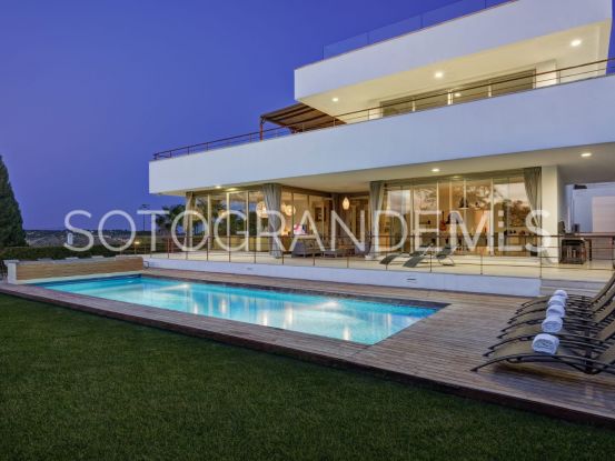 Comprar villa en Zona F con 6 dormitorios | Noll Sotogrande